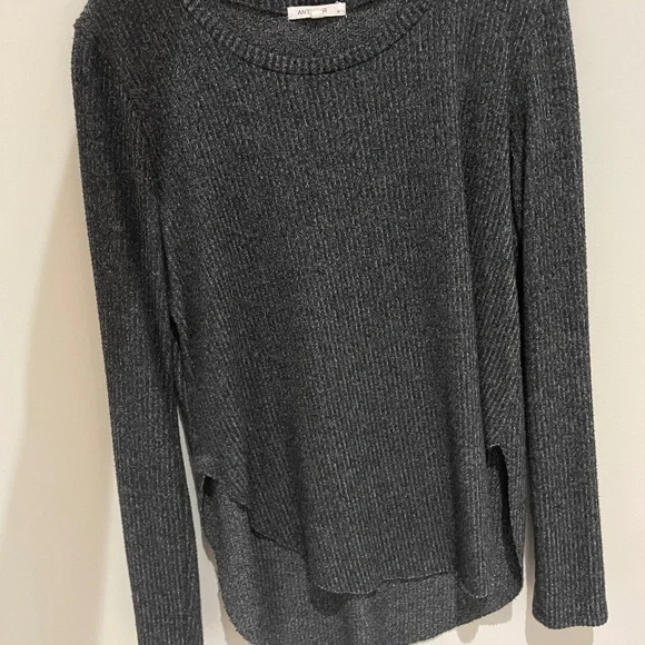 Long sleeve - Picture 2 of 3